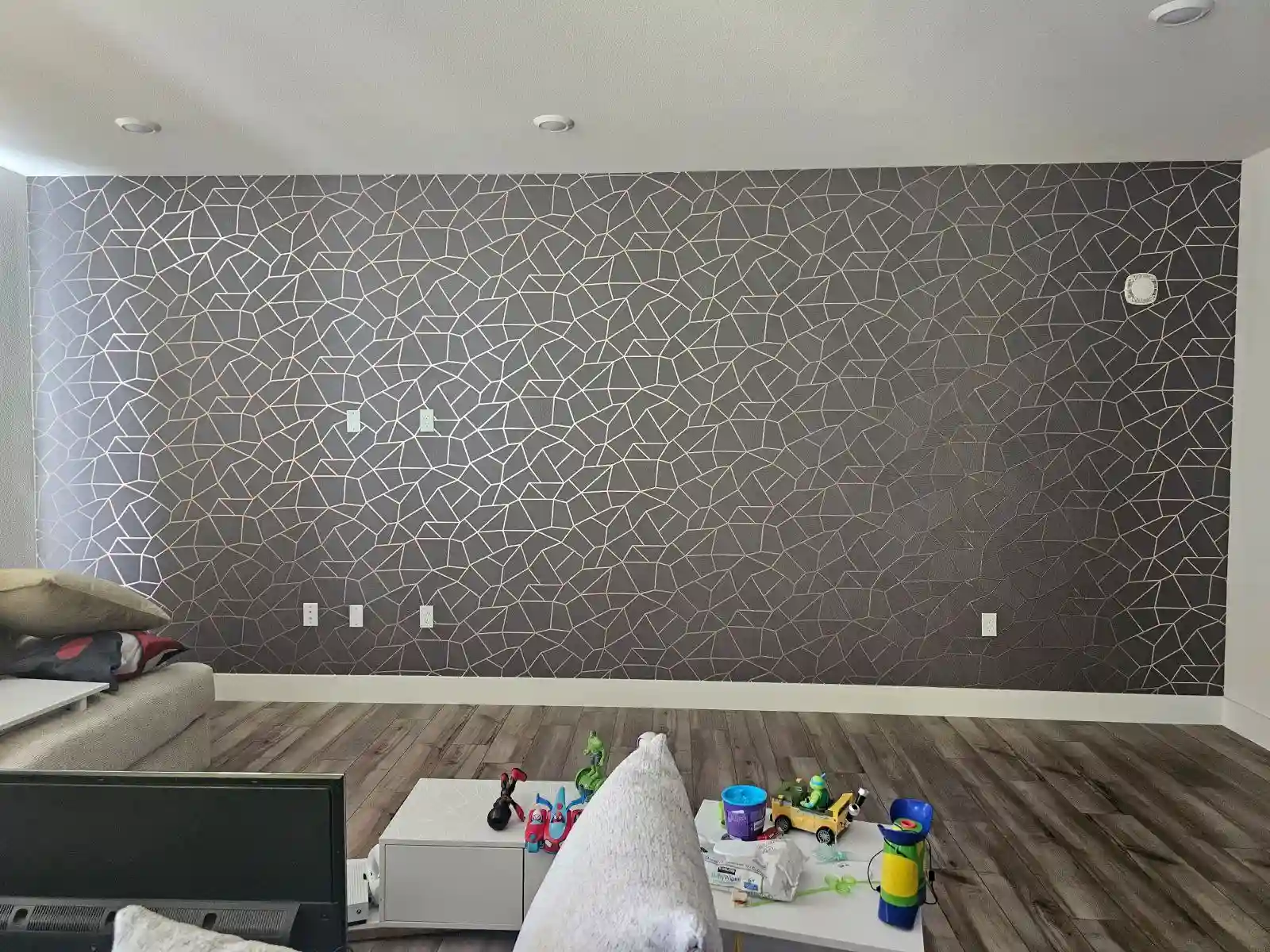 Wallpaper installation services in Everett, WA